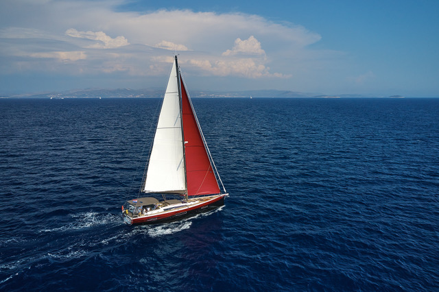 Dufour Exclusive 56 – 3 + 1 cab. – Sailing yacht