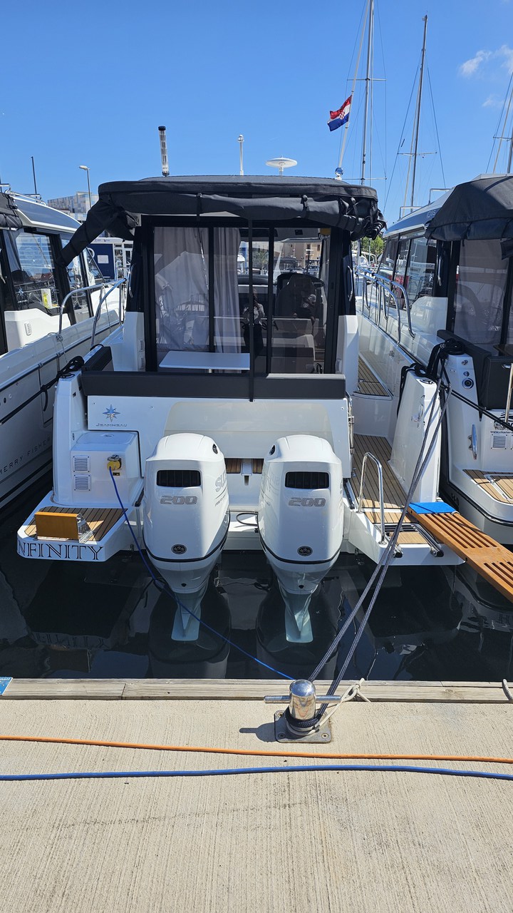 Merry Fisher 895 – 2 cab. – Motor boat