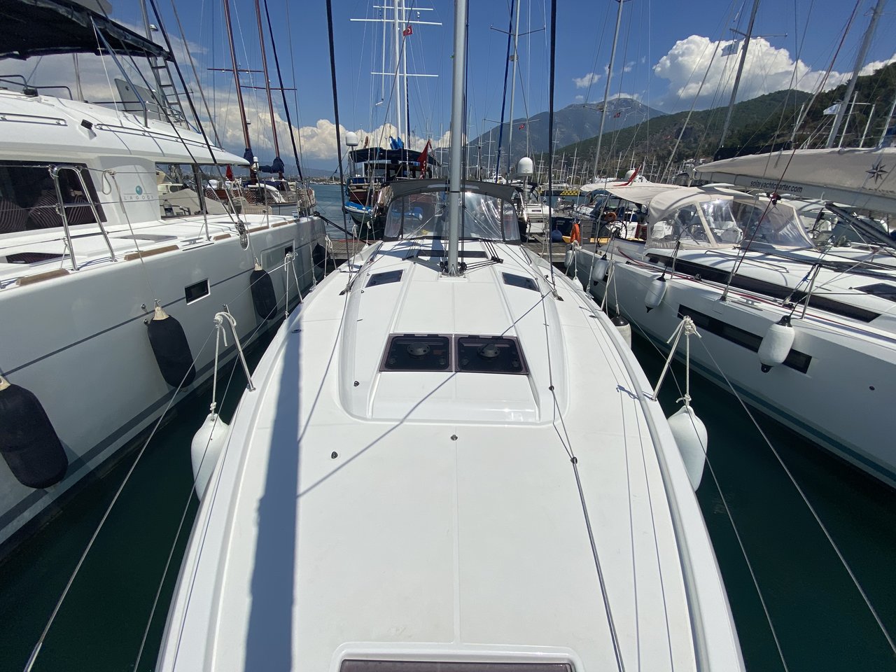 Sun Odyssey 440 – 4 cab. – Sailing yacht
