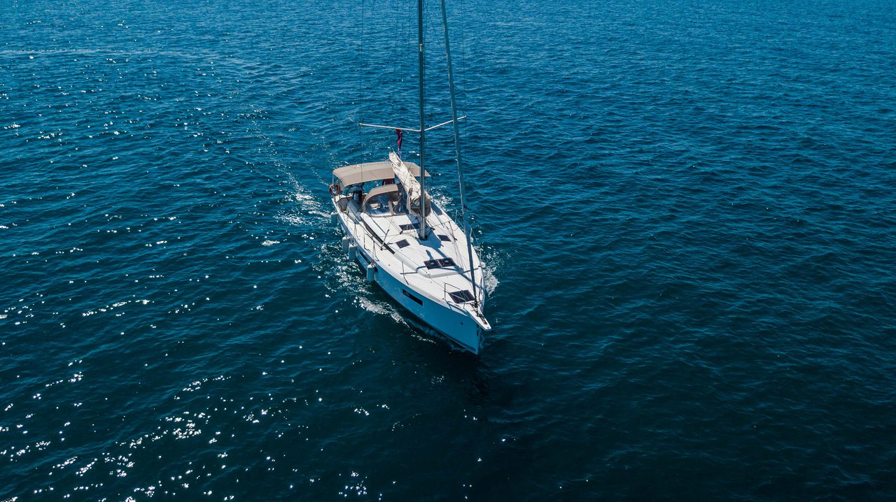 Sun Odyssey 440 – 4 cab. – Sailing yacht