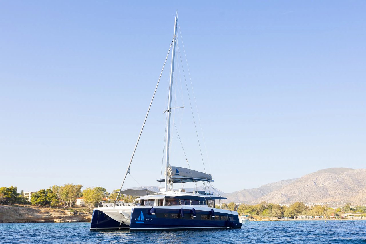 Bali 5.8 – 4 + 2 cab. – Catamaran