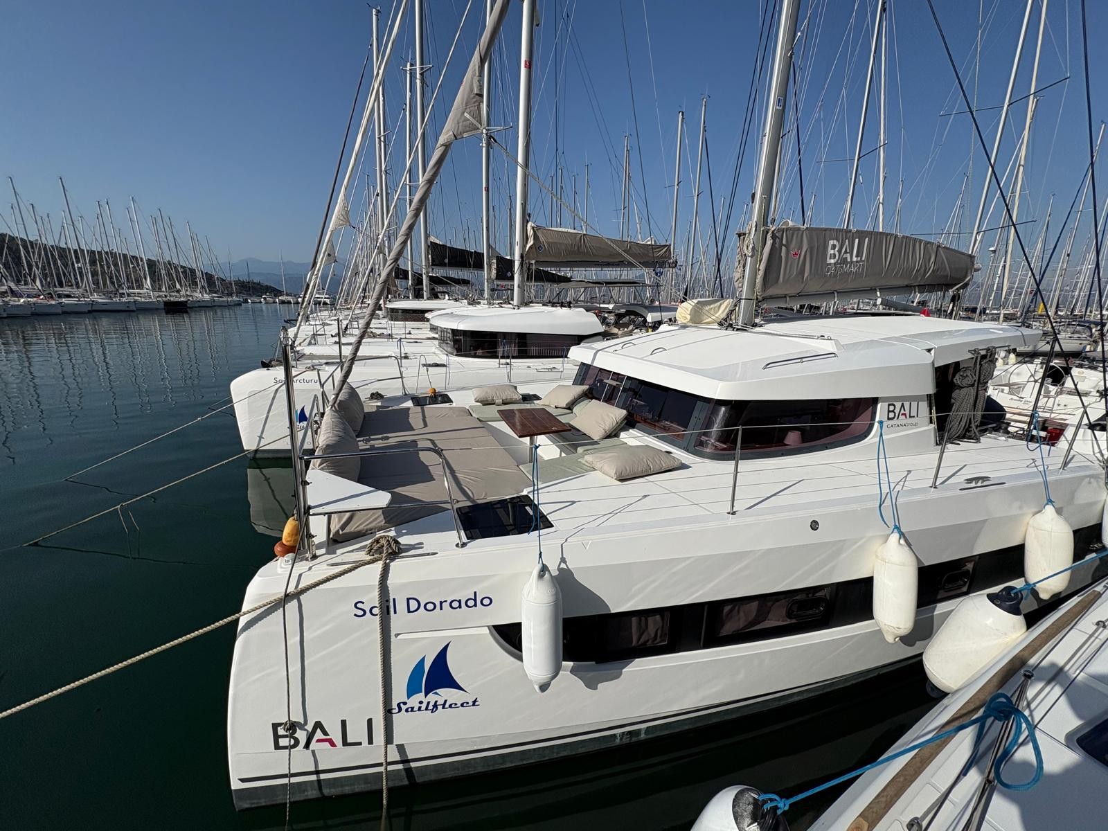 Bali Catsmart – 4 cab. – Catamaran