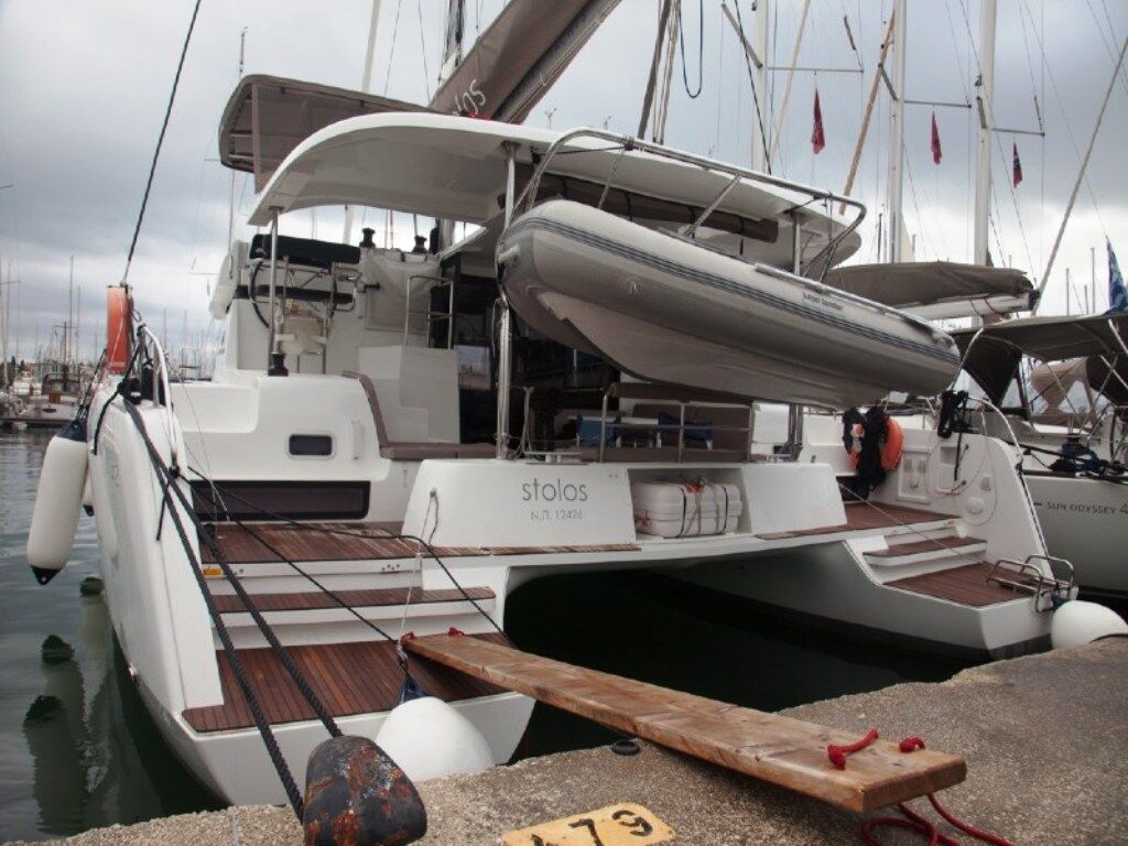 Lagoon 42 – 4 + 1 cab. – Catamaran