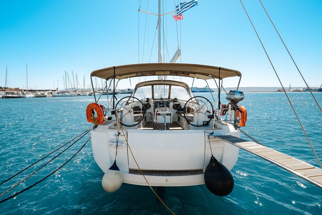 Sun Odyssey 519 – 5 cab. – Sailing yacht