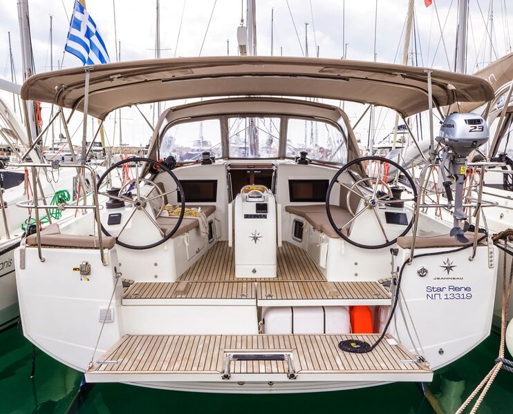 Sun Odyssey 410 – 3 cab. – Sailing yacht