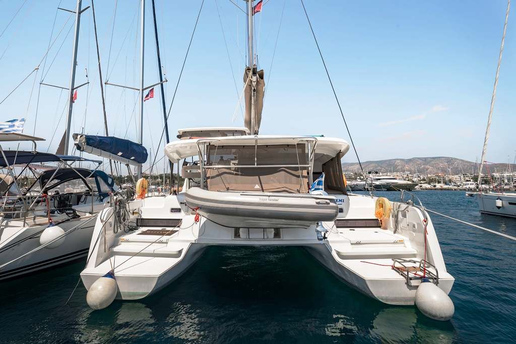 Lagoon 42 – 4 + 2 cab. – Catamaran