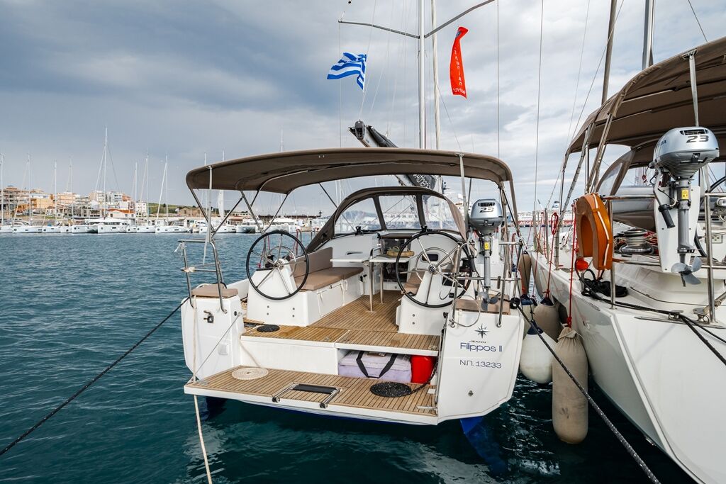 Sun Odyssey 380 – 3 cab. – Sailing yacht