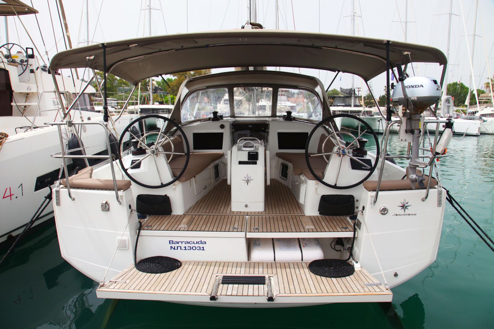 Sun Odyssey 410 – 3 cab. – Sailing yacht
