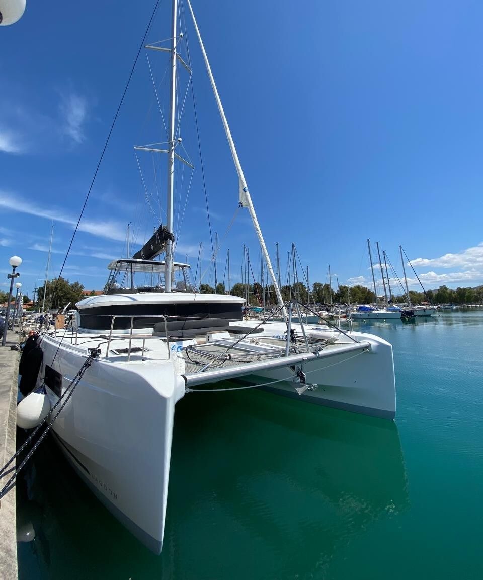 Lagoon 46 – 4 + 1 cab. – Catamaran