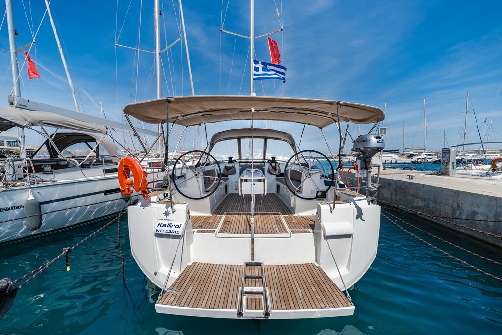 Sun Odyssey 519 – 5 cab. – Sailing yacht