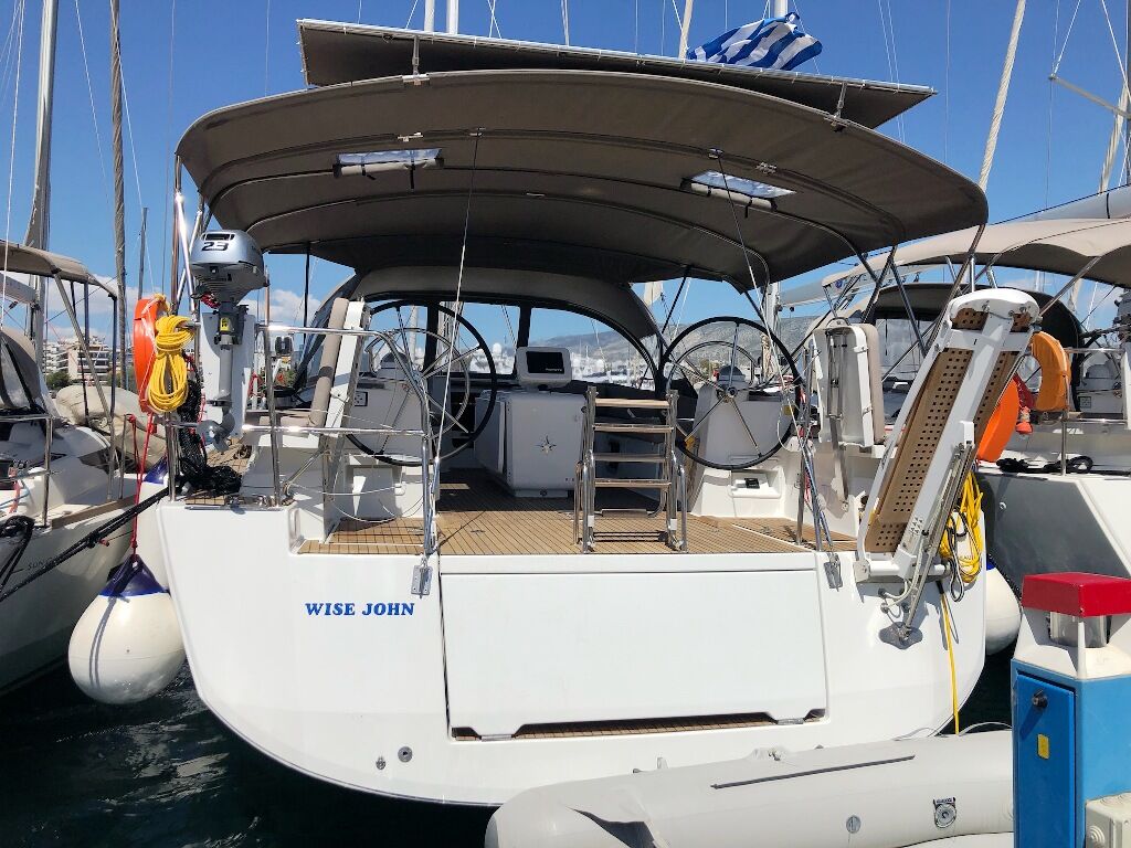 Jeanneau 54 – 5 + 1 cab. – Sailing yacht