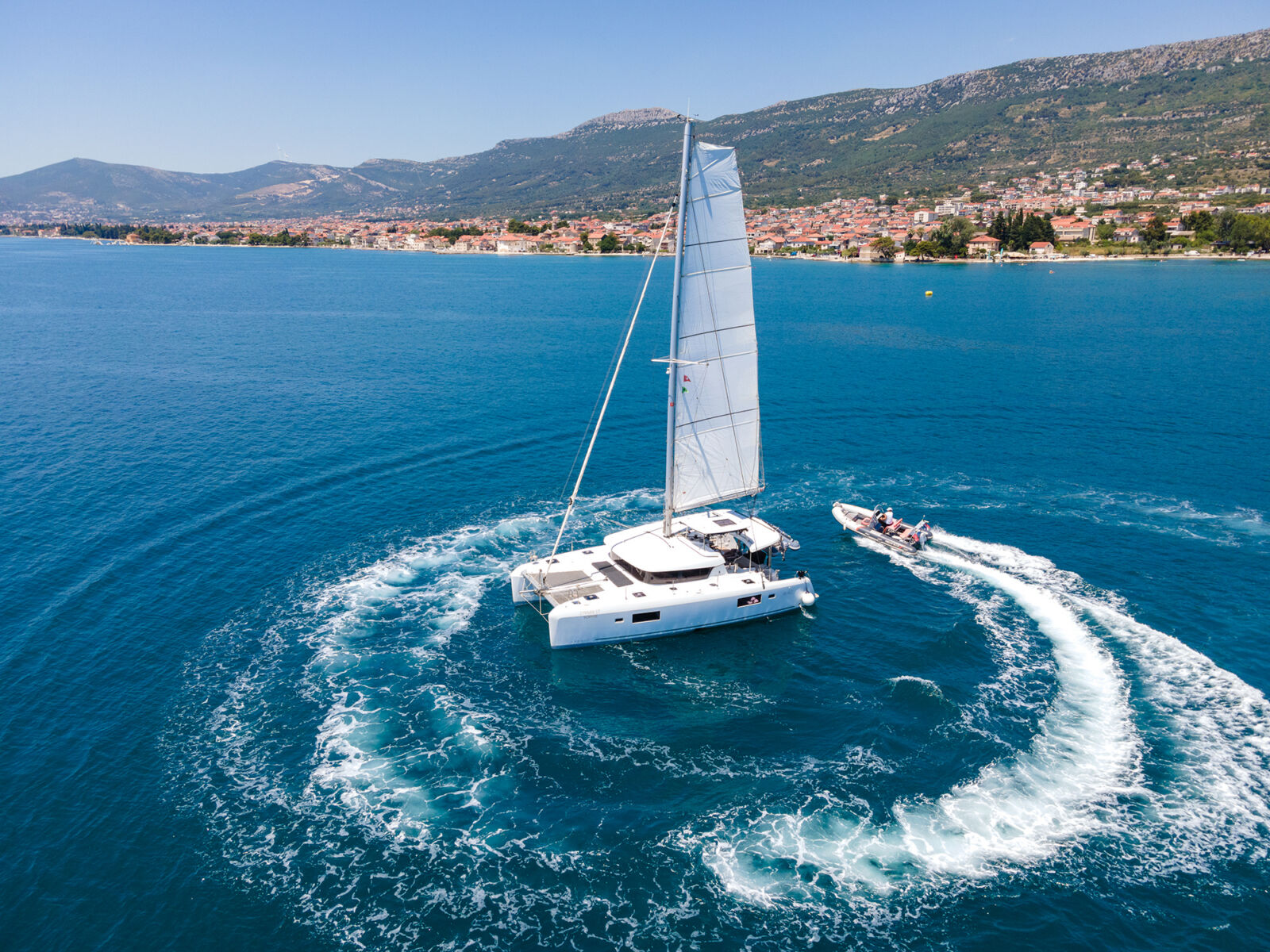 Lagoon 42 OW – Catamaran