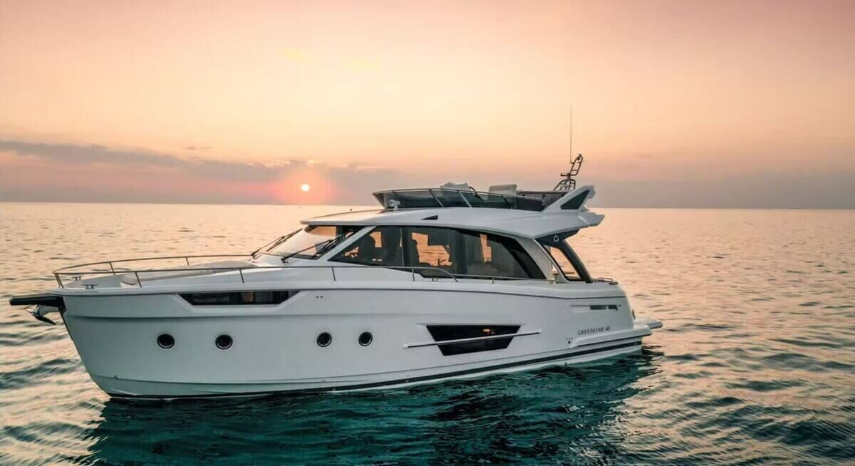 Greenline 45 Fly – Motor yacht