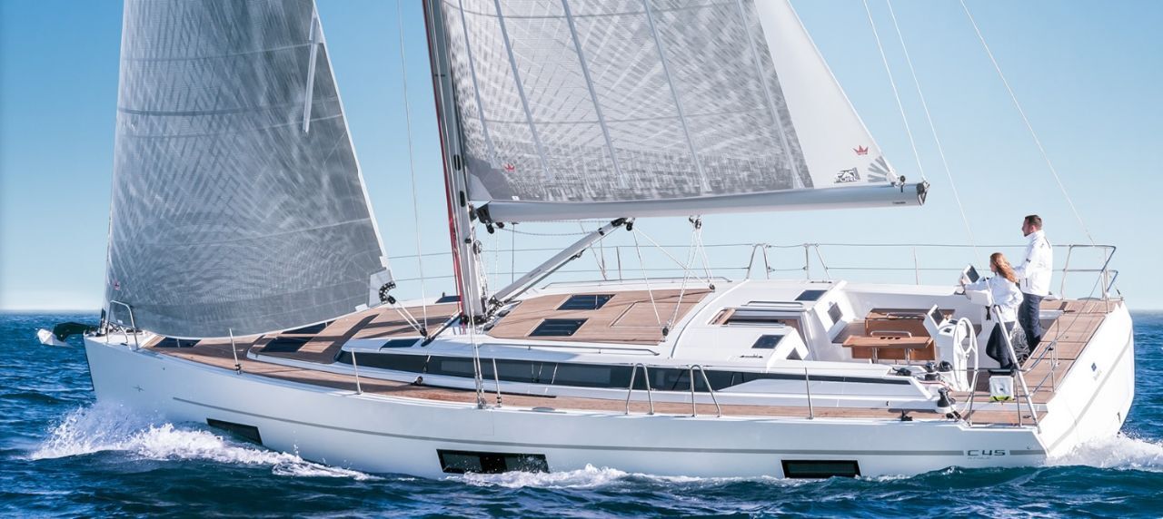 Bavaria C45 – 5 cab. – Sailing yacht