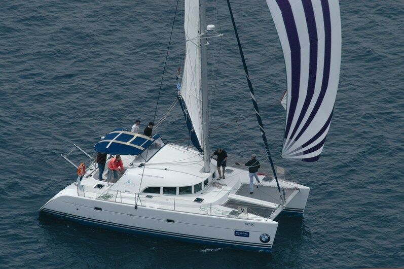 Lagoon 380 – 4 + 2 cab. – Catamaran