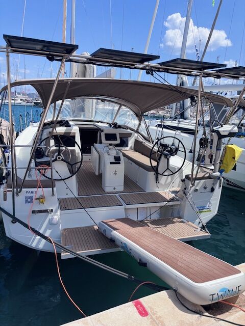 Sun Odyssey 410 – 3 cab. – Sailing yacht