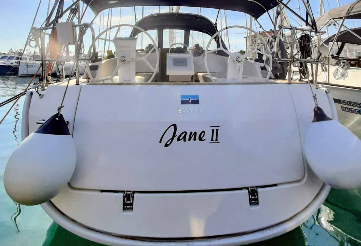 Bavaria Cruiser 37 – 3 cab. – Sailing yacht