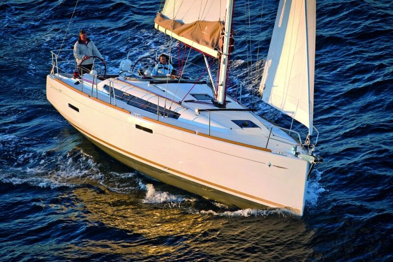 Sun Odyssey 389 – Sailing yacht
