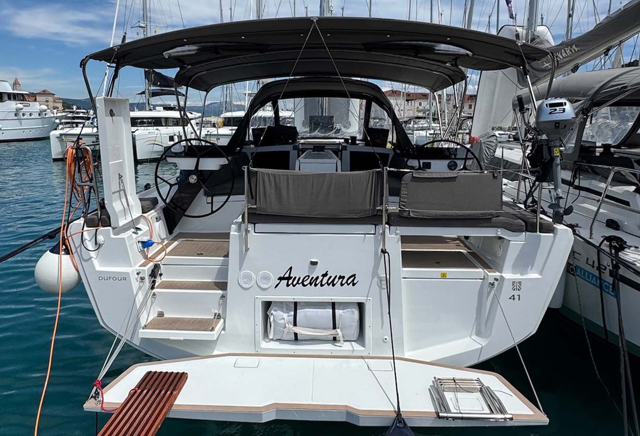 Dufour 41 – 3 cab. – Sailing yacht