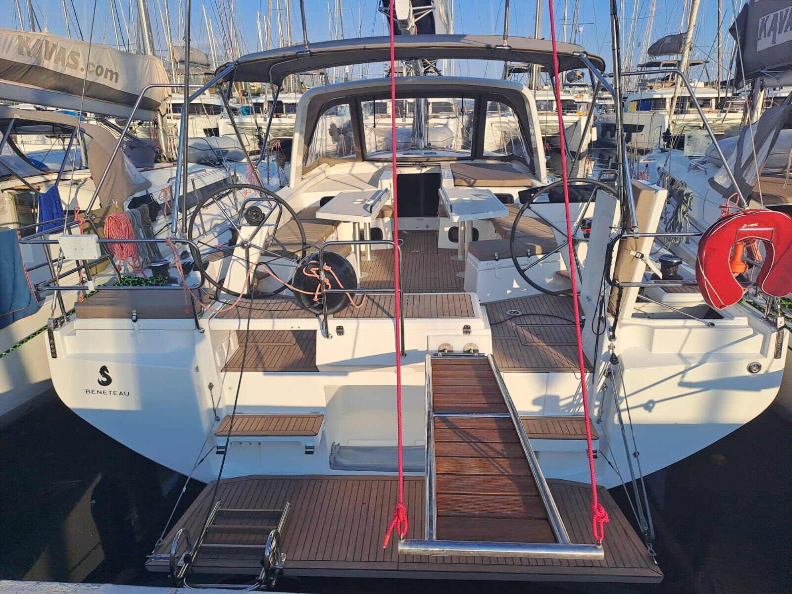 Oceanis 52 – 6 cab. – Sailing yacht