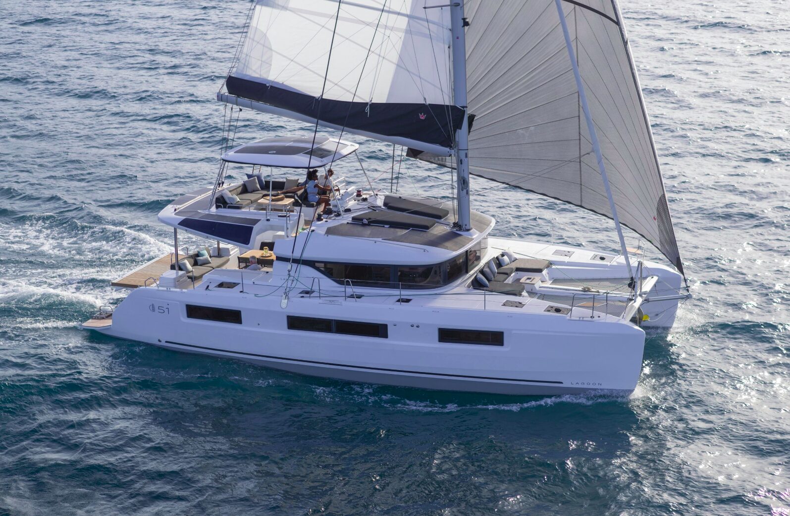 Lagoon 51 – 6 + 1 cab. – Catamaran