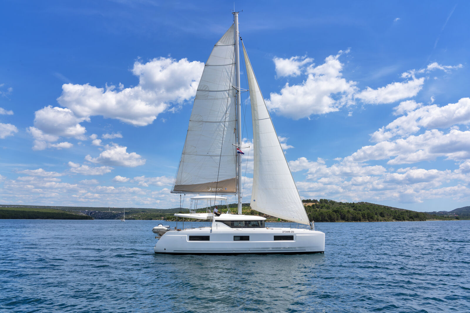 Lagoon 46 – 4 + 2 cab. – Catamaran