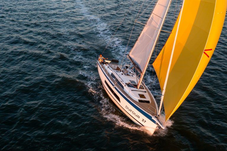 Dufour 37 – 3 cab. – Sailing yacht