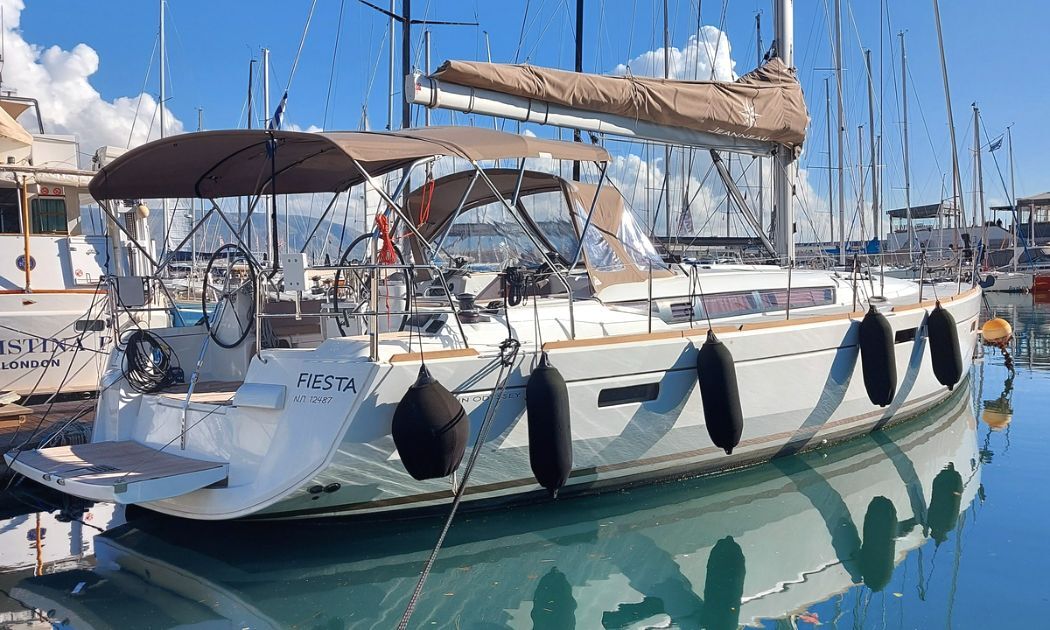 Sun Odyssey 519 – 5 + 1 cab. – Sailing yacht