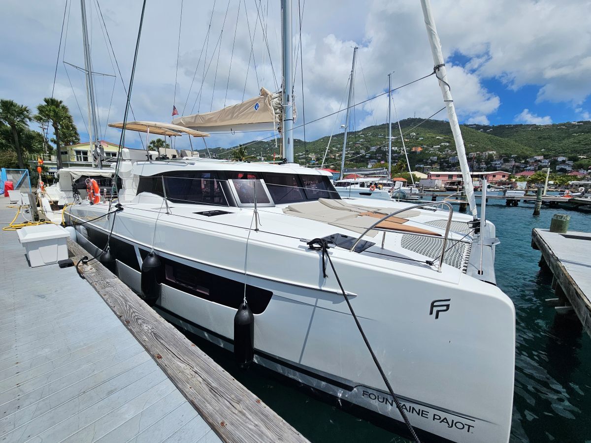 Fountaine Pajot FP 41 Maesto 3 – Catamaran