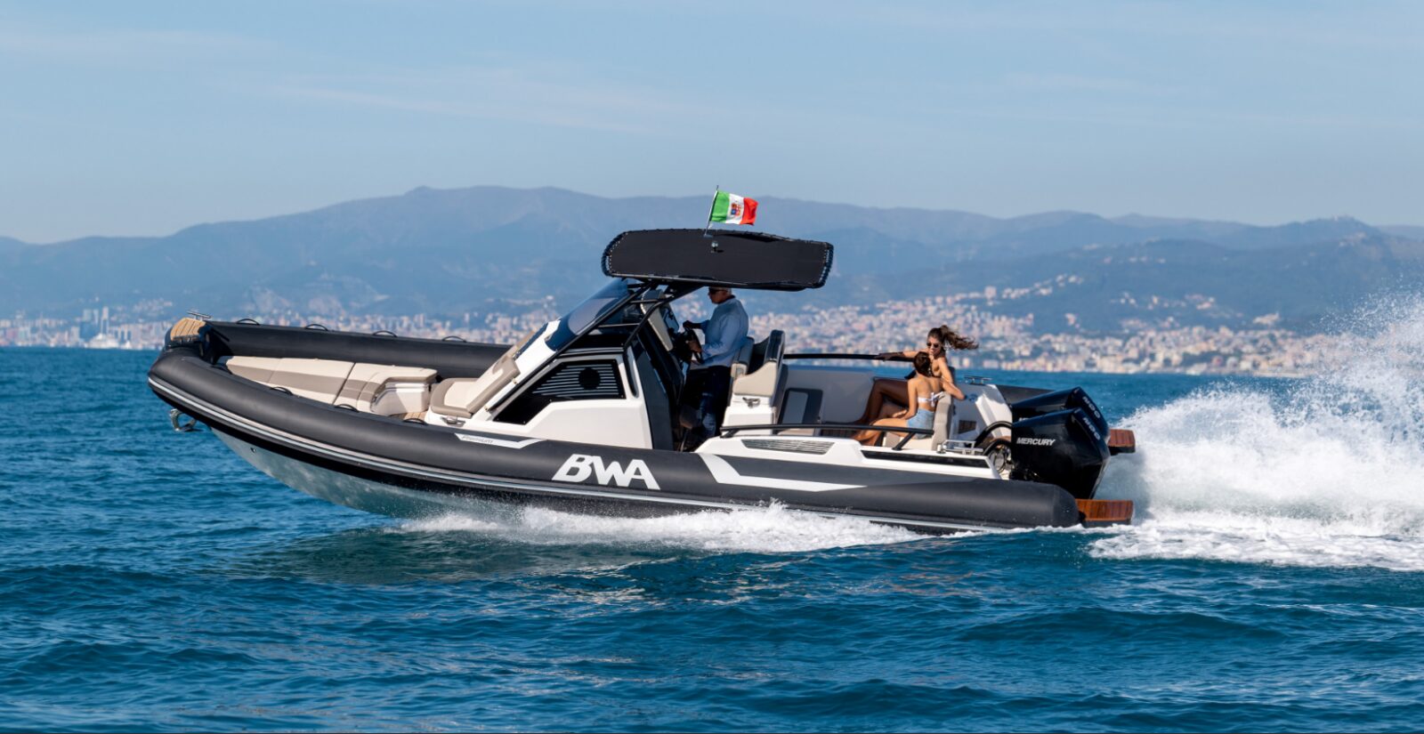 BWA Premium 30 – Rubber boat (R.I.B.)