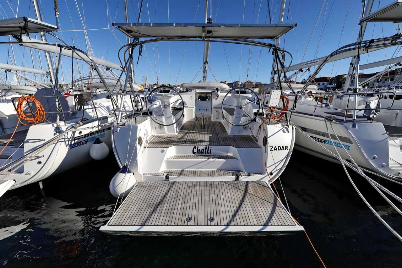 Bavaria Cruiser 46 – 3 cab. – Sailing yacht