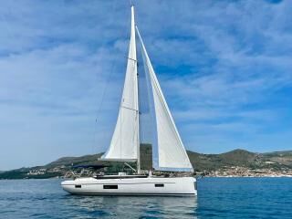 Bavaria C57 Holiday – Sailing yacht