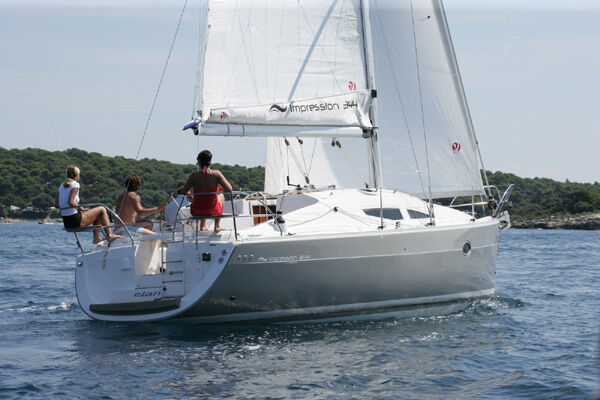 Elan 344 Impression – Sailing yacht