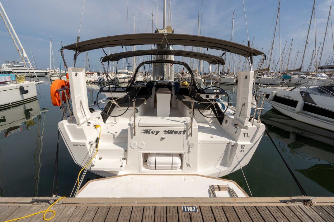 Dufour 41 – 3 cab. – Sailing yacht