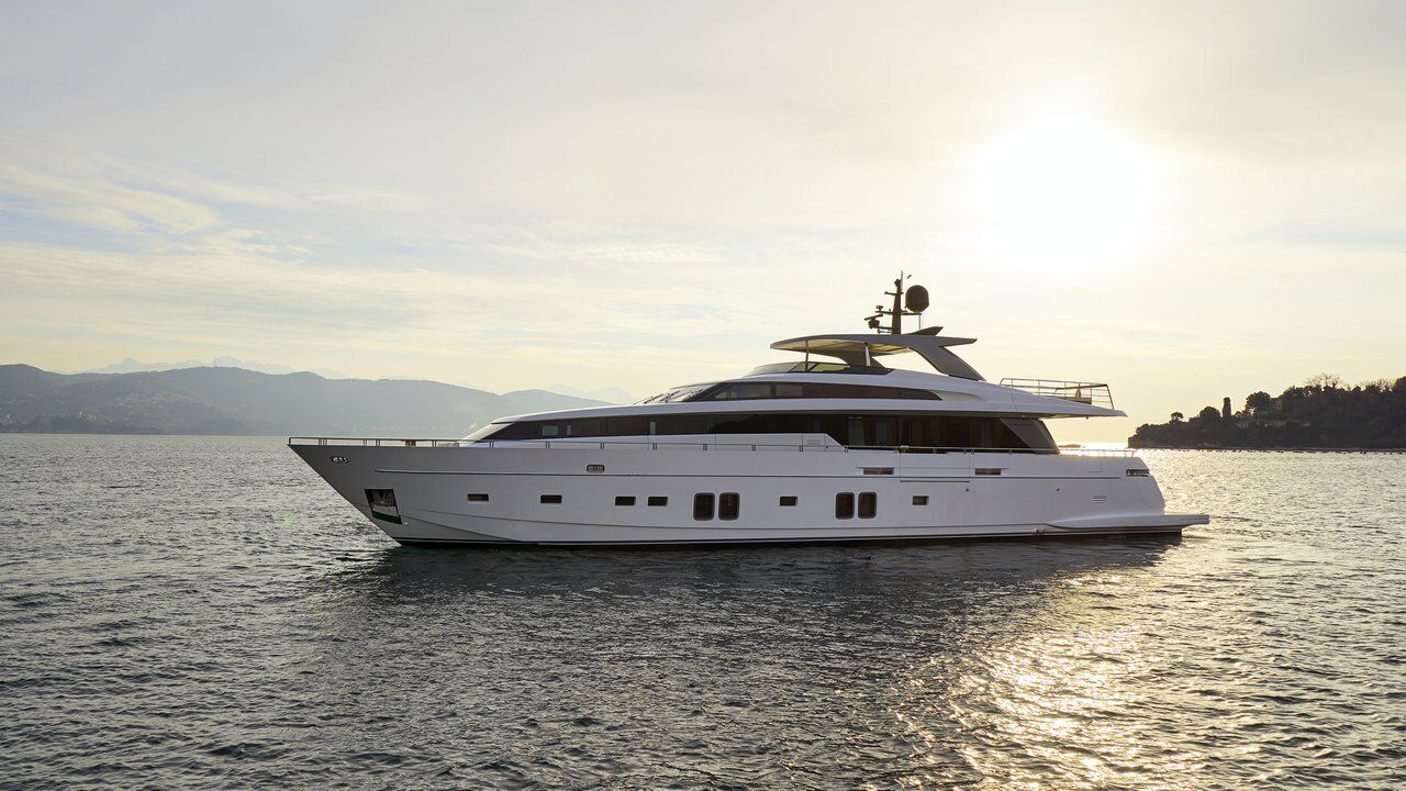 Sanlorenzo Yacht SL106 – Luxury motor yacht