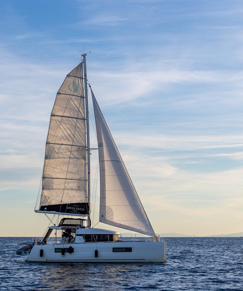 Lagoon 40 – 4 + 2 cab – Catamaran