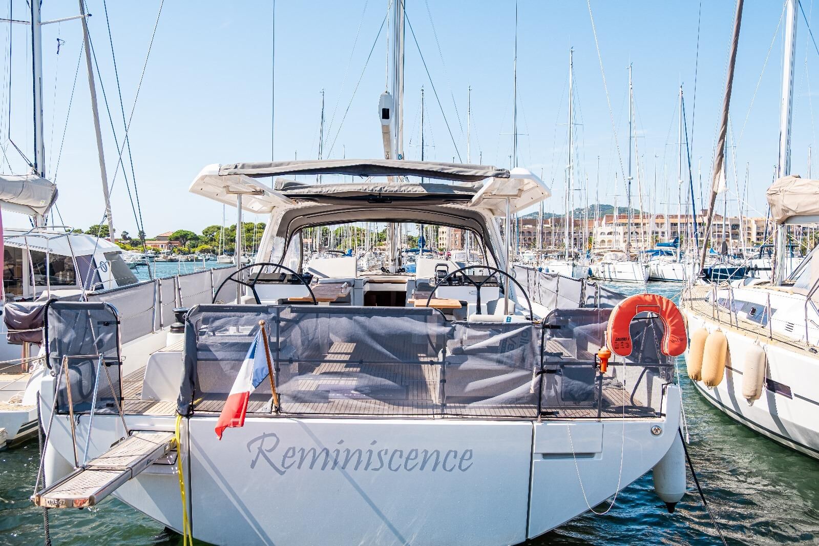 Oceanis 60 – Sailing yacht