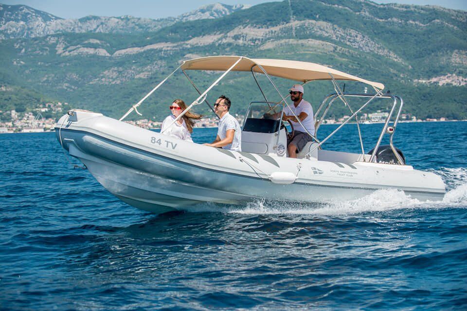 Stingray Predator 640 – Rubber boat (R.I.B.)