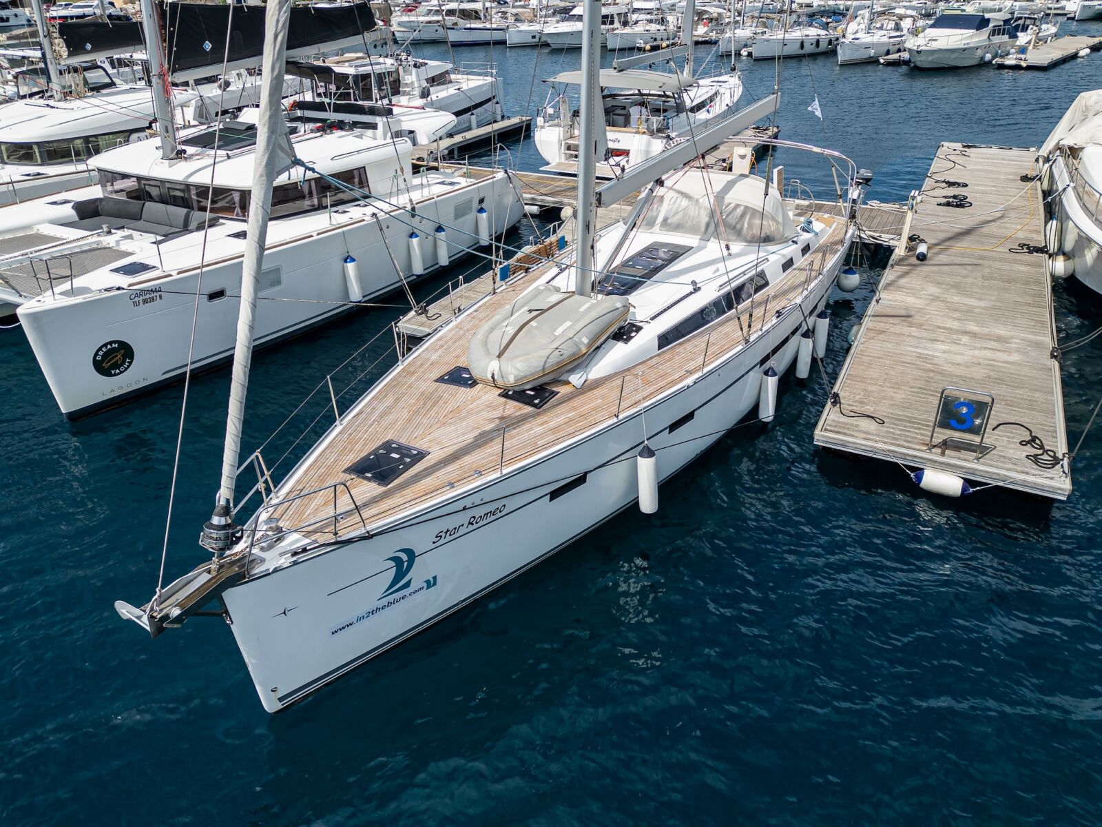 Bavaria Cruiser 56 – 5 + 1 cab. – Sailing yacht