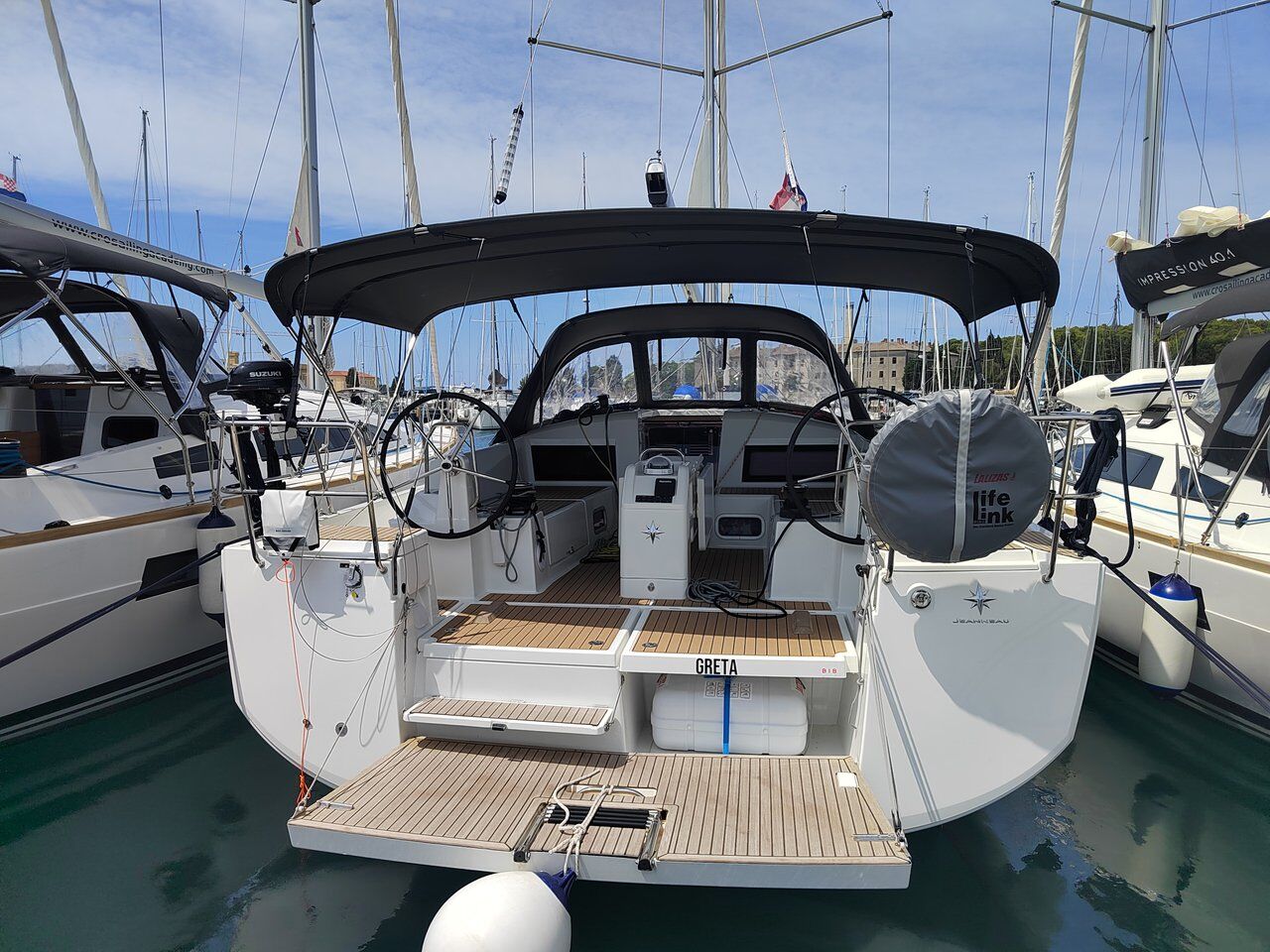 Sun Odyssey 440 – 4 cab. – Sailing yacht