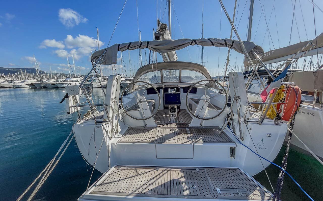 Hanse 388 – Sailing yacht