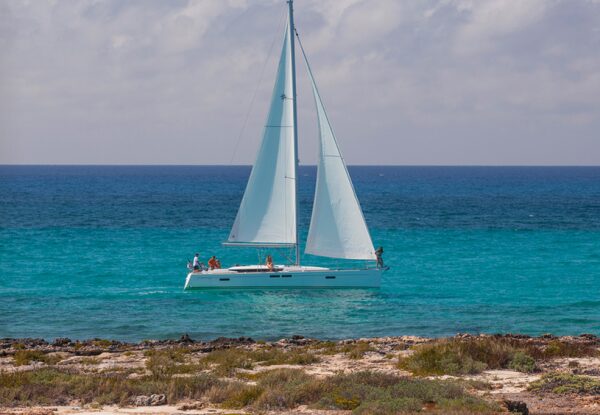 Sun Odyssey 479 – 3 cab. – Sailing yacht
