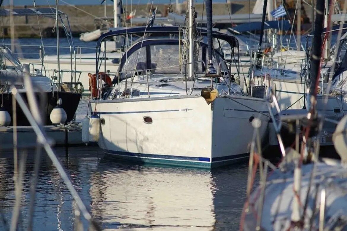 Bavaria 40 Cruiser – Sailing yacht