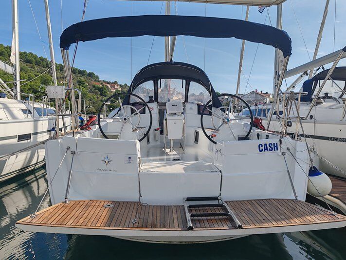 Sun Odyssey 389 – Sailing yacht