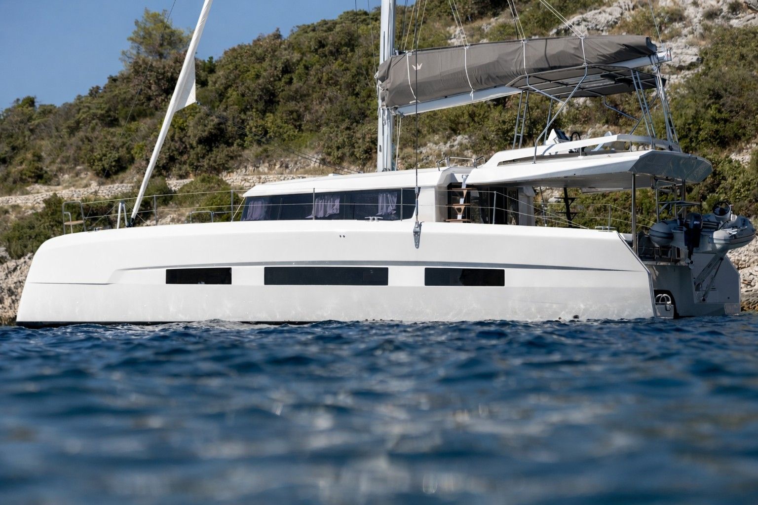 Dufour 48 Catamaran – 5 + 1 cab. – Catamaran