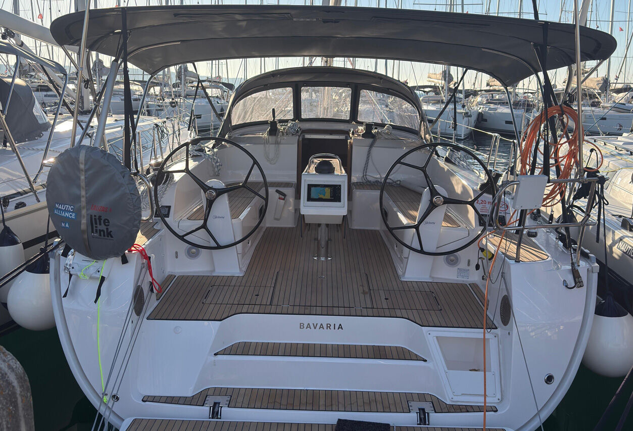 Bavaria Voyager 45 – Sailing yacht
