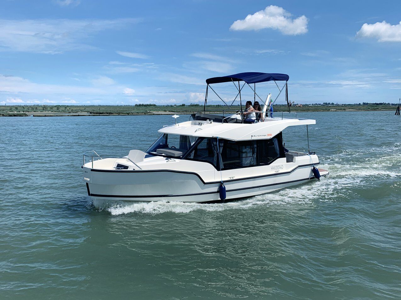 Sun Camper 35 – Motor yacht