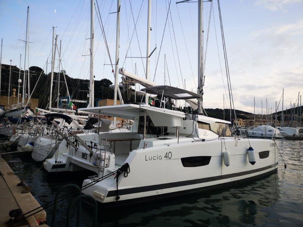 Fountaine Pajot Lucia 40 – 4 cab. – Catamaran