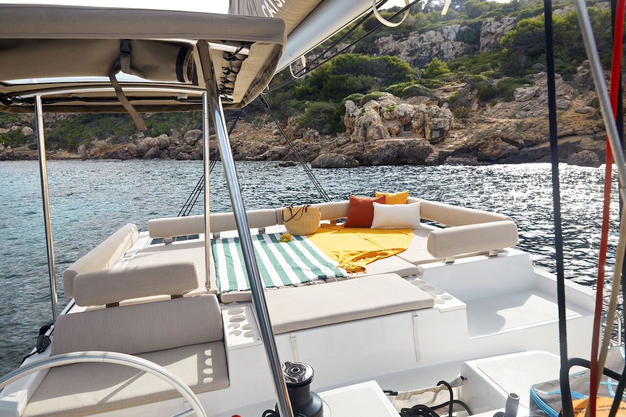 Bali Catspace OW – Catamaran