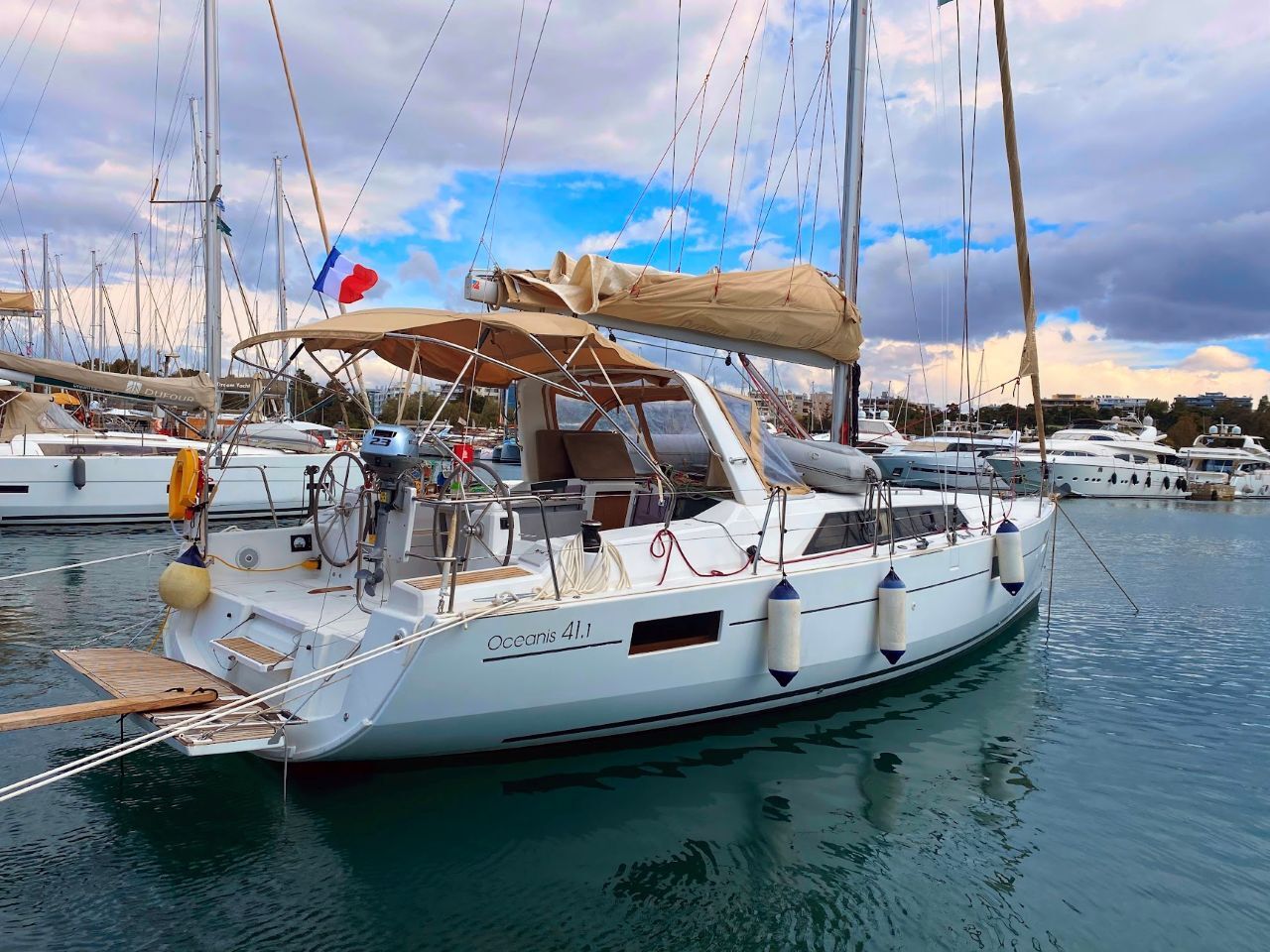 Oceanis 41.1 – Sailing yacht
